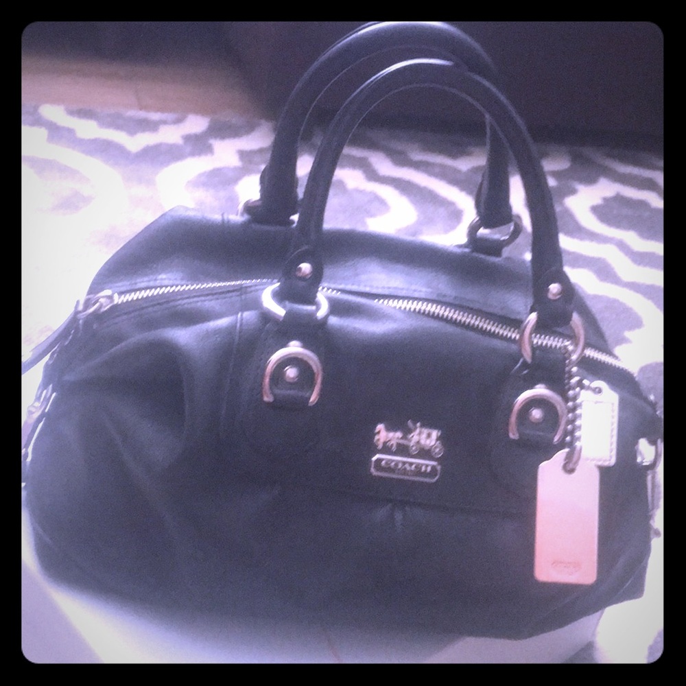 Coach Purse - Picture 2 of 6